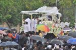 at Rajesh Khanna_s Funeral in Mumbai on 19th July 2012 (94).JPG